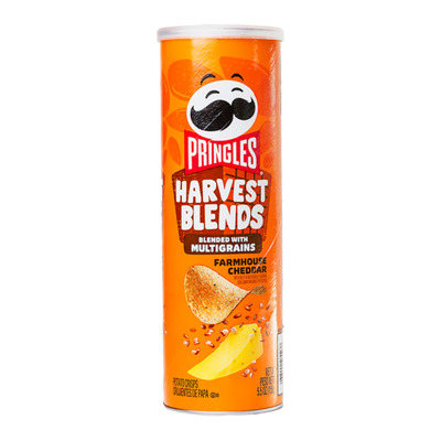 Pringles - Harvest Blends Farmhouse Cheddar 158 Gramm
