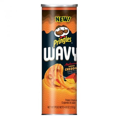 Pringles - Wellenförmiger Apfelholz-Räucher-Cheddar 137 Gramm