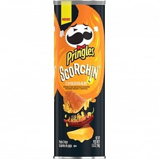 Pringles - Scorchin' Cheddar 158 Gramm